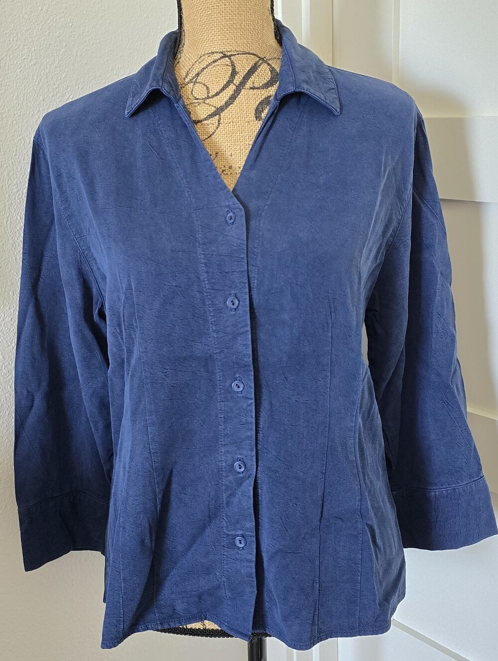 Tianello Dark Blue Suzy Blouse. Size M. EUC.